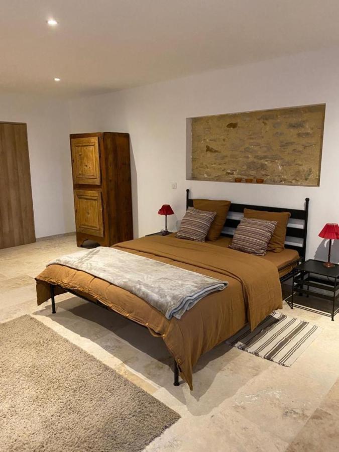 Bed and Breakfast Bastide De La Madeleine Pougnadoresse Екстер'єр фото
